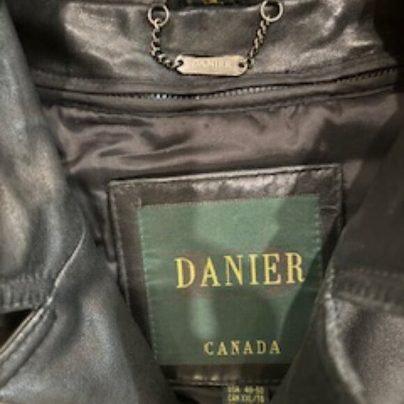 EUC Danier Genuine Leather jacket insulated removable vest size XXL - Picture 2 of 14